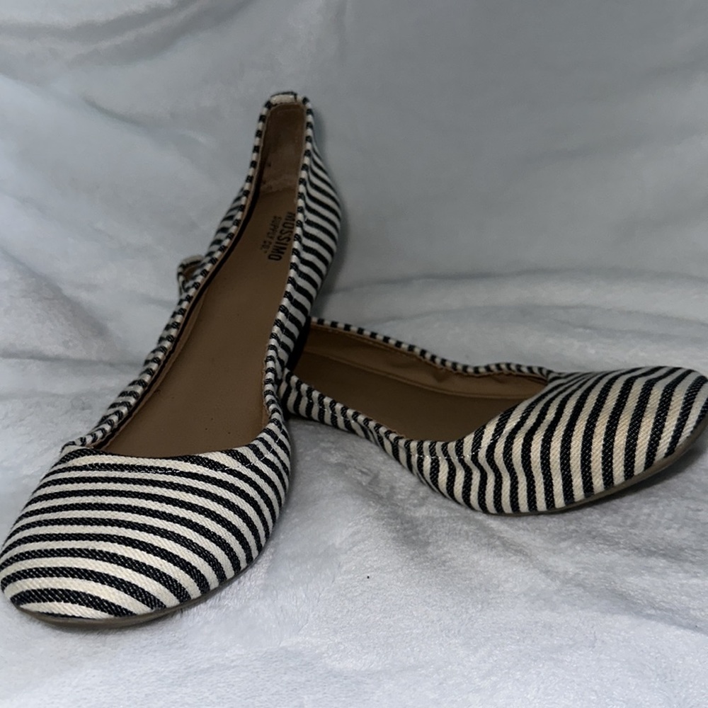 Mossimo Ballerina Slippers Size 11 Navy/White Stripes